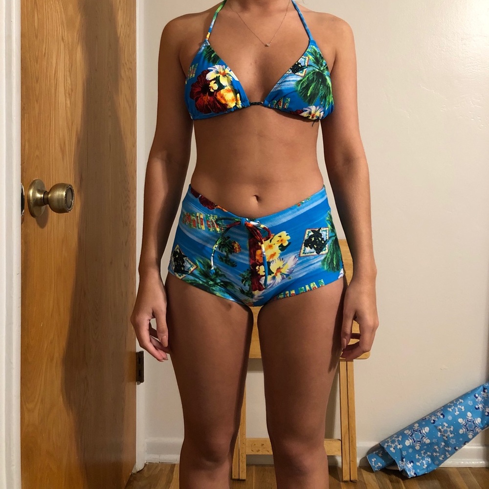 vintage boy short Hawaiian print bikini